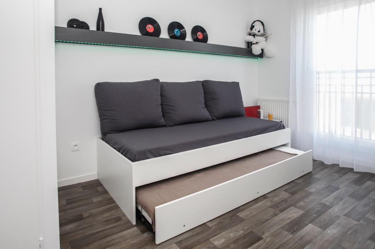 Appart Hotel Odalys City Paris Levallois Esterno foto