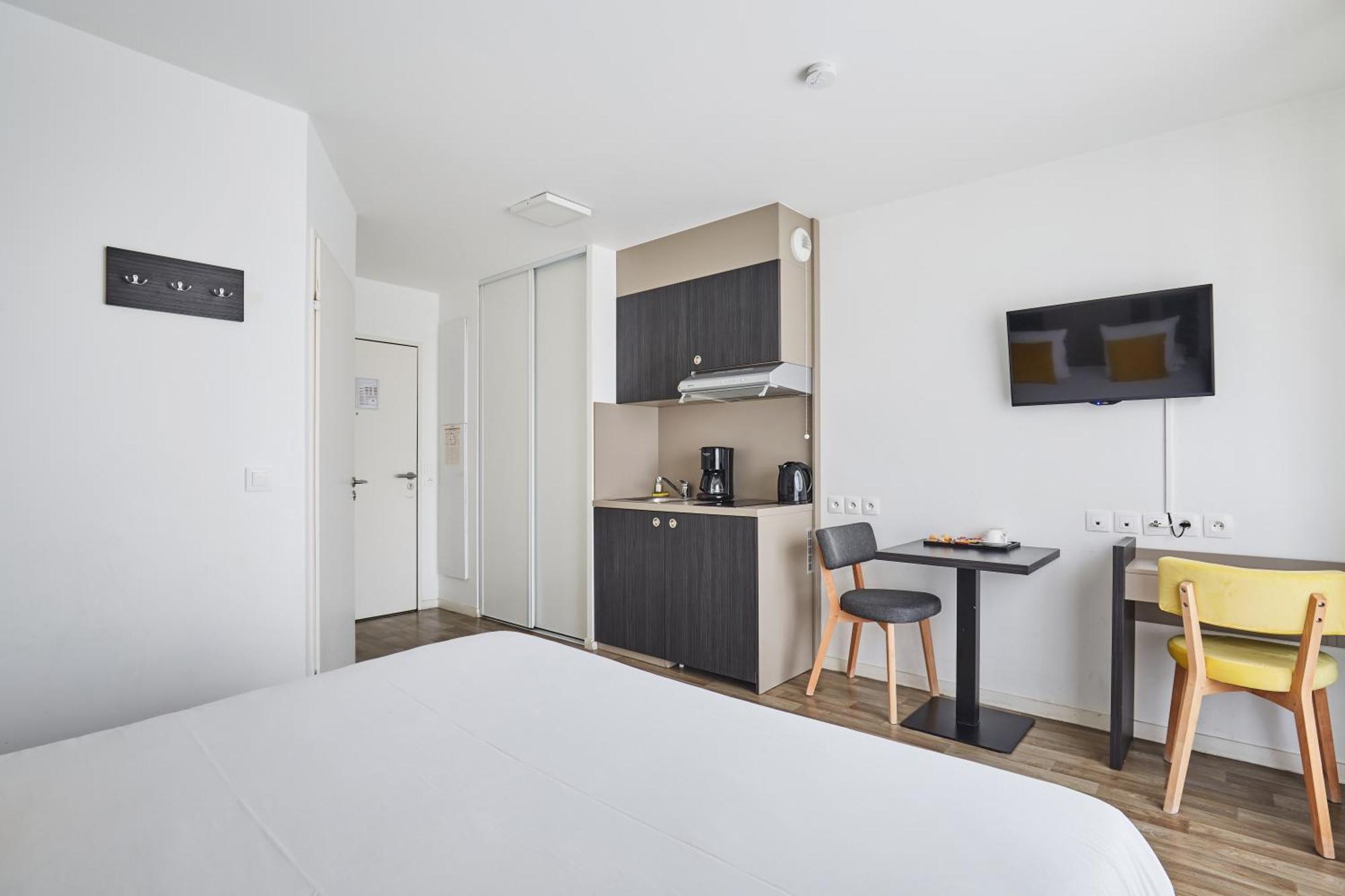 Appart Hotel Odalys City Paris Levallois Esterno foto