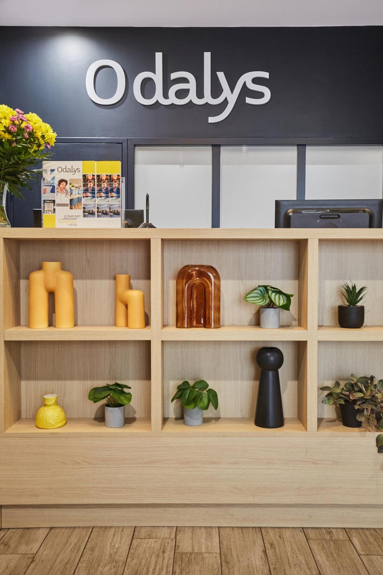 Appart Hotel Odalys City Paris Levallois Esterno foto