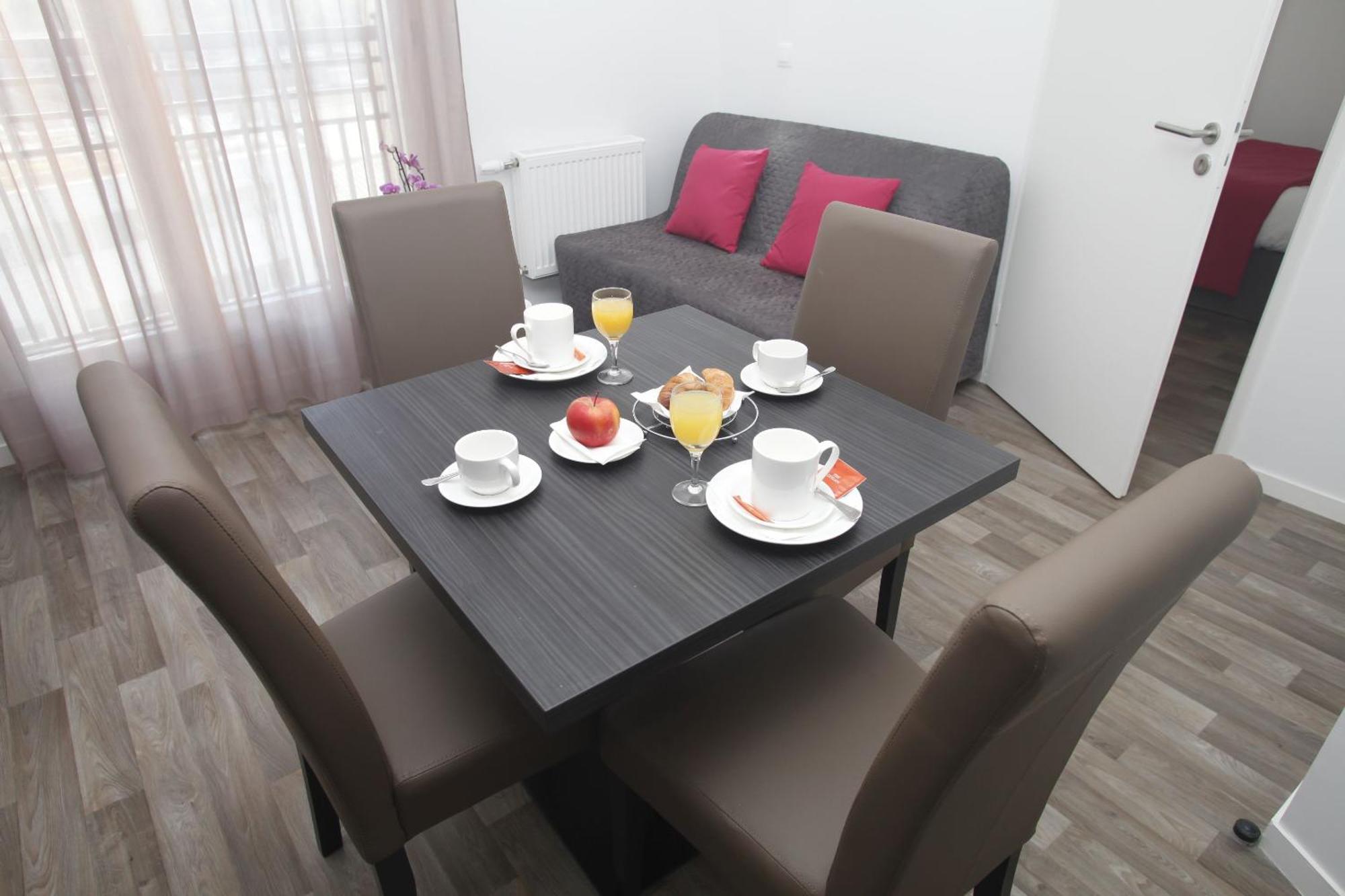 Appart Hotel Odalys City Paris Levallois Esterno foto